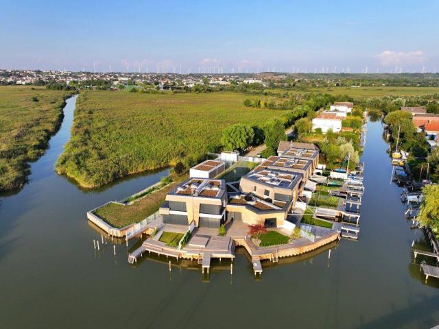 Exklusive Seevilla in Premiumlage am Neusiedlersee – möbliert/teilmöbliert zu mieten