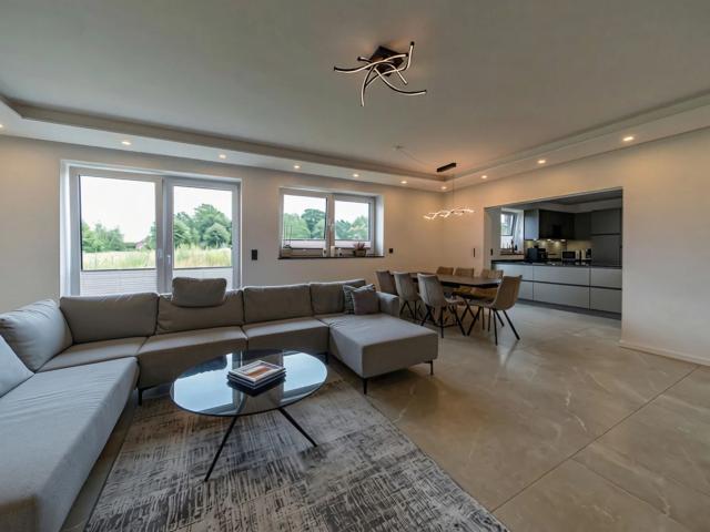 Exklusive Stadtvilla mit Dachterrasse, hochwertiger Designausstattung und modernster Energietechnik