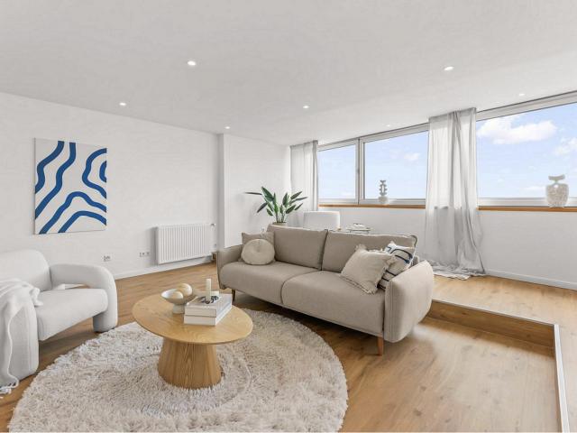 Exklusive Stadtwohnung mit sensationellem Ausblick über Bremerhaven bezugsbereit provisionsfrei!