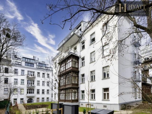 Exklusive Stilaltbau Rarität im 18. Bezirk Nähe Kutschkermarkt – Zinshaus Hintertrakt mit zwei neuen Dachgeschoßwohnungen