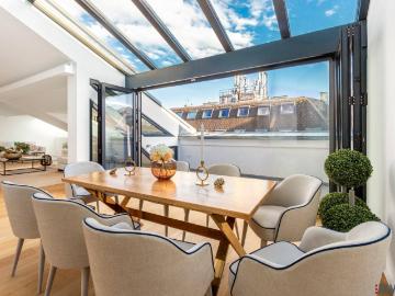 Exklusive Penthouse Residenz in 1010 Wien – Erstbezug mit ca. 10,15 m² Terrasse auf Wohnebene, 5 Zimmer, ca. 361,53 m²