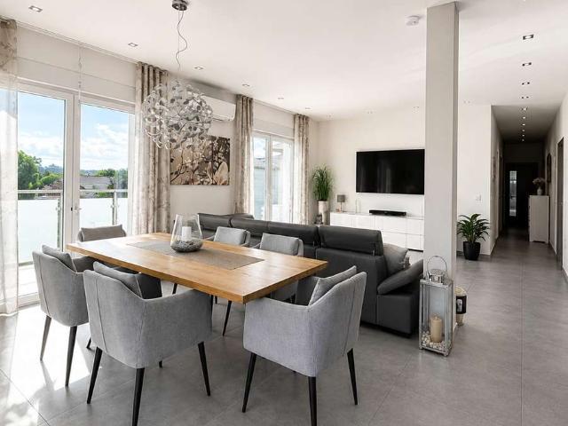 Exklusive Penthouse Wohnung mit Dachterrasse & 2 TG Stellplätzen in Waldbronn