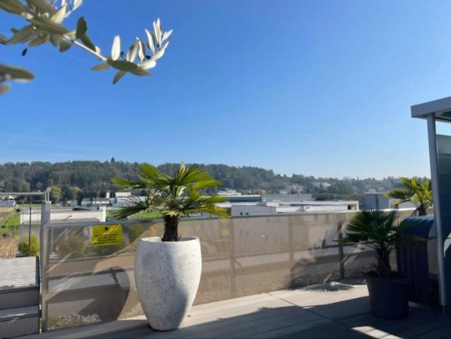 Exklusive Penthouse Wohnung mit 2 großzügigen Terrassen & traumhafter Dachterrasse mit 360 Blick!