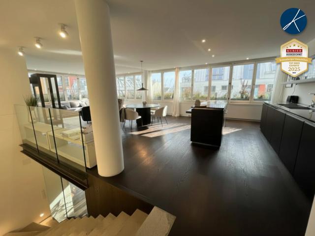 Exklusive Penthouse Wohnung & New York Style im Untergeschoss
