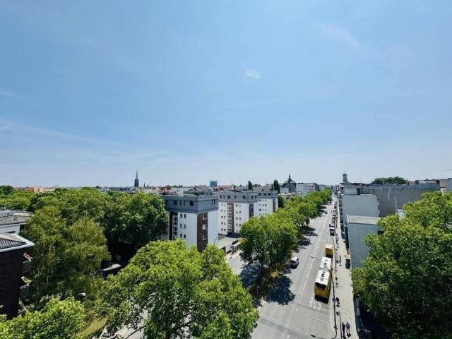 Exklusive Penthousewohnung mit atemberaubendem Blick über die Dächer Berlins Erstbezug nach Bau!
