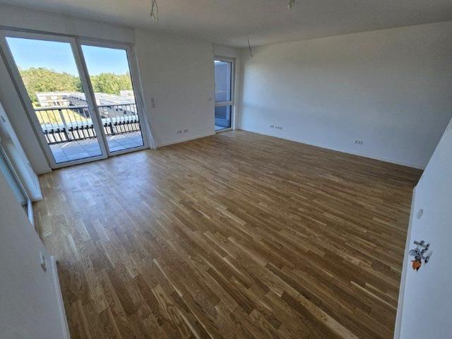 Exklusive Penthousewohnung mit komfortabler Dachterrasse|Aufzug|Stellplatz|Tageslichtbad|Rollladen