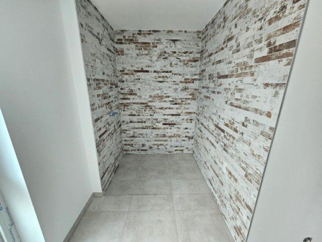 Exklusive Penthousewohnung mit komfortabler Dachterrasse|Aufzug|Stellplatz|Tageslichtbad|Rollladen