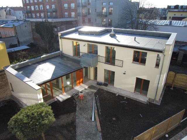 Exklusive Remise mit Garten in zentraler und begehrter Wohnlage hochwertig saniert für 2.850€ Warm
