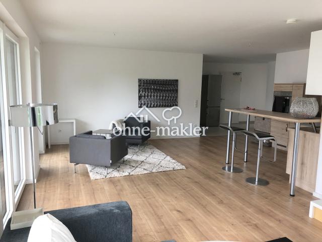 exklusive, ruhige und sehr moderne 4,5 Zimmerwohnung mit gr. Südbalkon, Luxusausstattung 1.OG SO