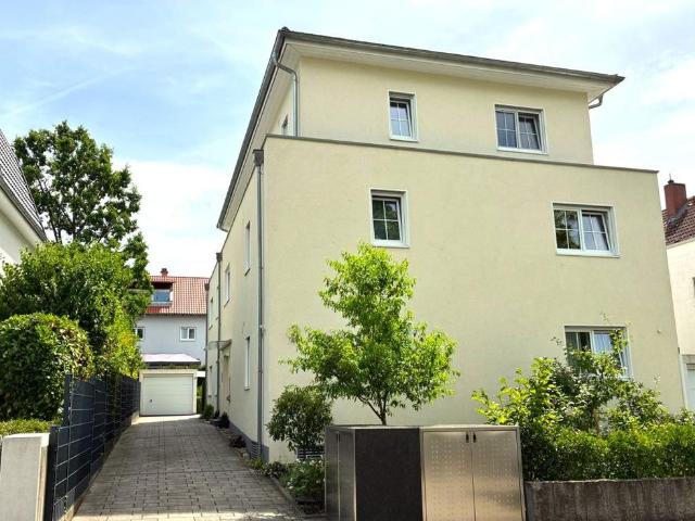 Exklusive Wohnetage mit Südloggia – Licht, Stil und Lebensqualität