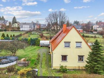 Exklusive Wohnlage in Dresden, Rochwitz: Geräumiges EFH 163 m2 mit 7 Zi Terrasse & Garten!