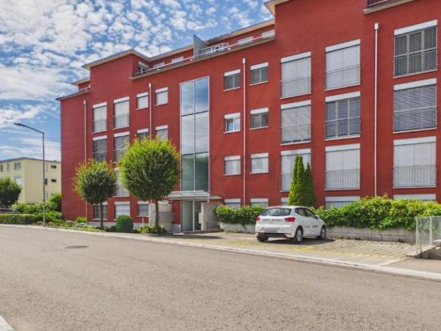 Exklusive Wohnung in bester Mikrolage nur 30 Min. nach Zürich HB
