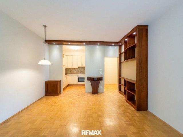 Exklusive Wohnung in Klagenfurt mit Eigengarten und Tiefgaragenplatz