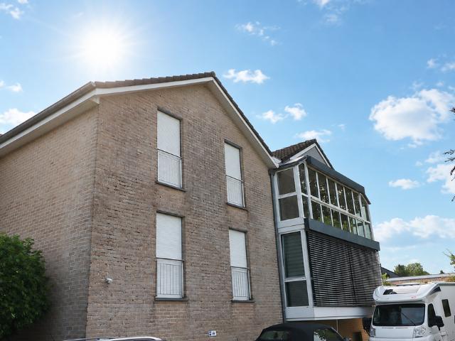 Exklusive Wohnung mit großem Wintergarten