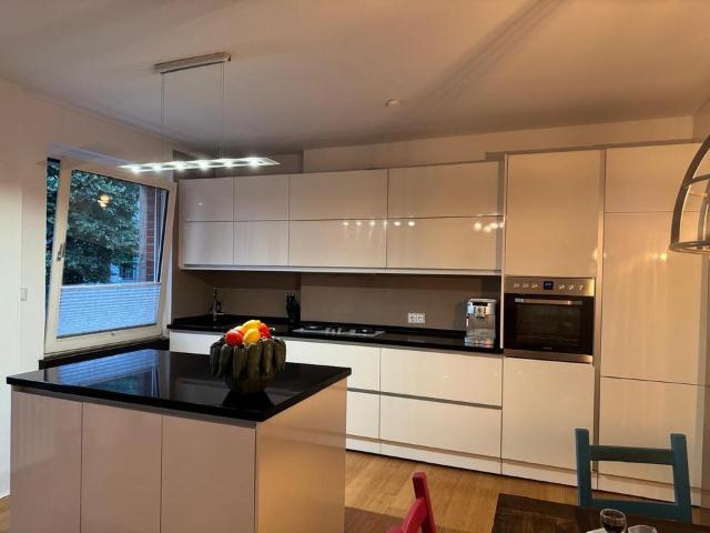 Exklusive Wohnung mit Designer Küche