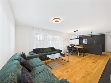 Exklusive Wohnung mit High End Küche, Balkon & zwei Nasszellen