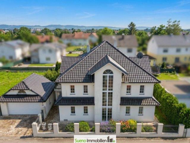 Exklusive Villa in Marchtrenk, auf 1238m2 Grund inklusive zweiter Bauparzelle