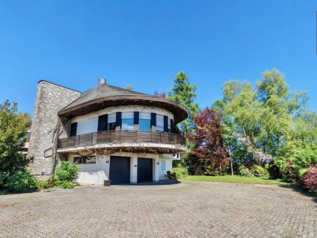 Exklusive Villa mit Weitblick nahe Passau – großzügiges Grundstück, maximale Privatsphäre und hochwertiges Wohnambiente