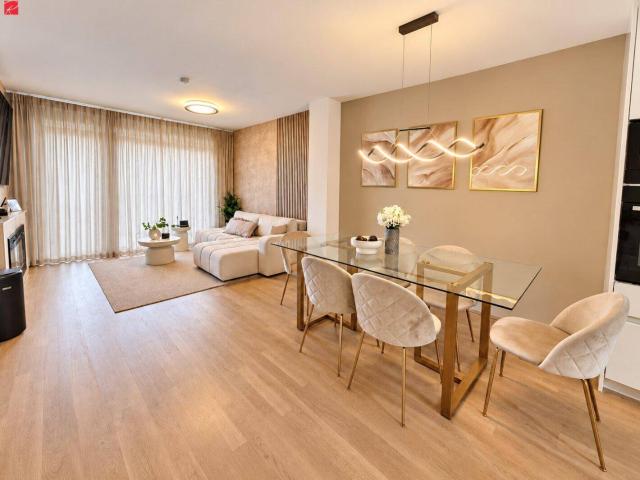 Exklusiver Neubau mit Tischlermöbeln, Gästehaus & Infrarotkabine