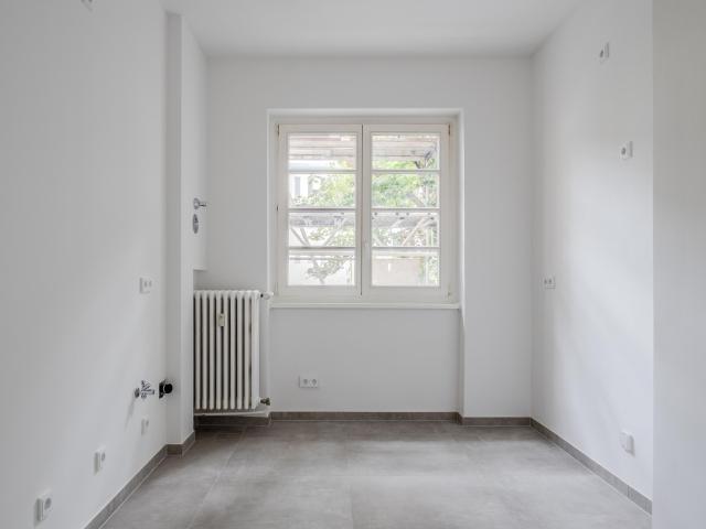 Exklusiver Altbau Traum: Komplett sanierte Wohnung – provisionsfrei