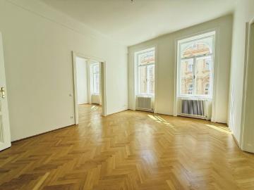 EXKLUSIVER ALTBAU | ERSTBZUG | 4 ZIMMER | | KINDERSPITALGASSE