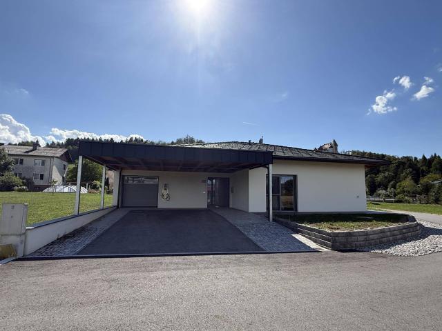 Exklusiver Bungalow mit Burgblick und privater Wohlfühloase