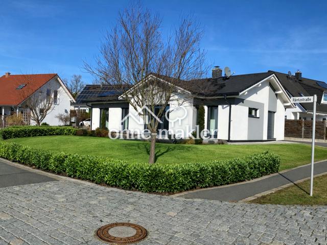 Exklusiver Bungalow Niedrigenergiehaus Erdwärme + PV Anlage Neubaugebiet
