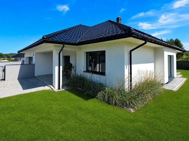 Exklusiver Bungalow an der Ostsee und Bodden – 2 Std von Berlin