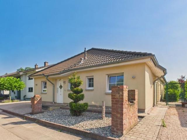 Exklusiver Bungalow ca. 150m² in Bester Lage „Campus Nobel“ – stilvolles Wohnen in Saarwellingen