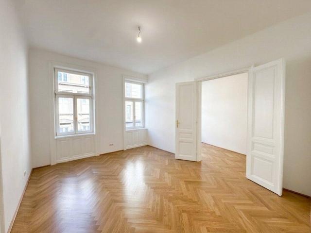 Exklusiver Erstbezug: Generalsanierte Altbauwohnung mit 3 Zimmern & Fußbodenheizung in Top Lage nahe Naschmarkt und Mariahilfer Straße!