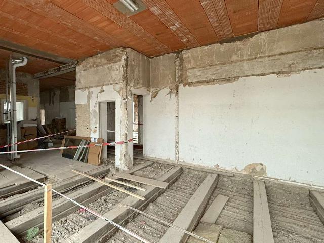 Exklusiver Rohbau mit großem Potenzial – nur wenige Schritte vom Ku’damm entfernt