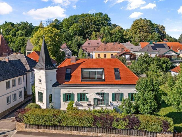 EXKLUSIVER VILLEN RÜCKZUGSORT AM DONAUUFER
