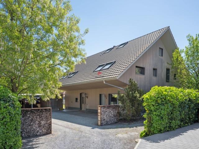 Exklusiver Wohntraum mit parkähnlichem Garten