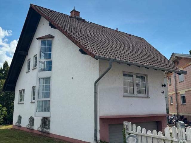 Exklusives Mehrgenerationenhaus mit 3 eigenständig Wohnbereichen