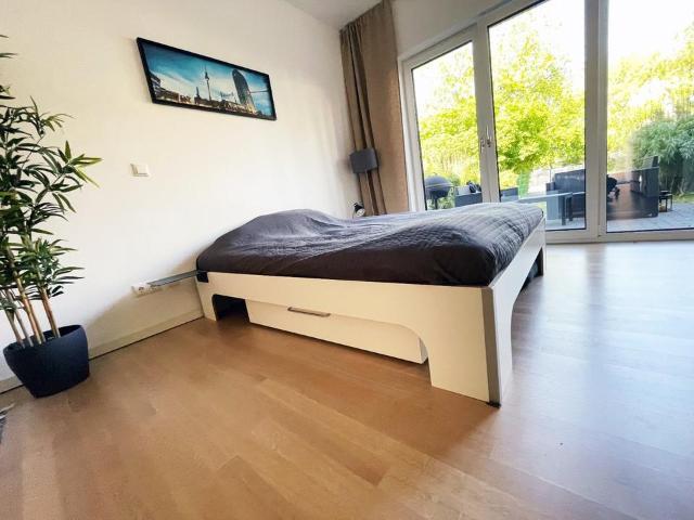 Exklusives Mikroapartment mit 2 Terrassen, Garten & hochwertiger