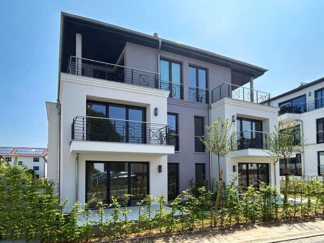 Exklusives Neubau Dachgeschoss Appartement mit seitlichem Seeblick in zentraler Lage von Ahlbeck