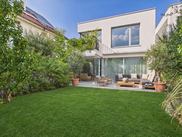 Exklusives Neubau Einfamilienhaus in bester Lage von Binningen