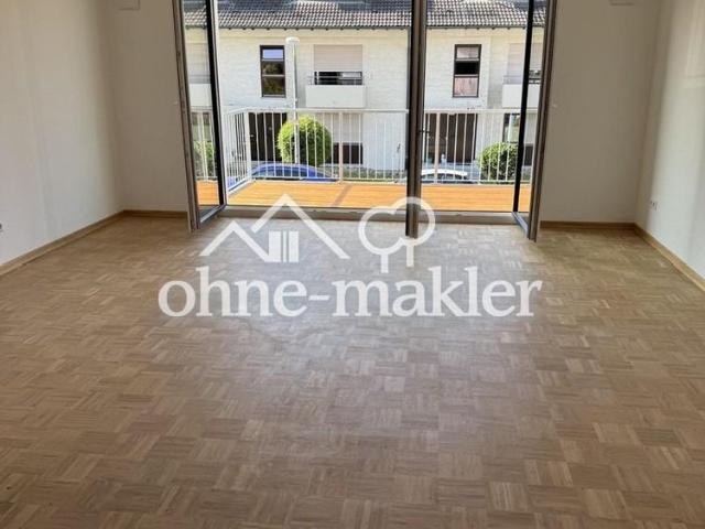 Exklusives Neubau Reihenmittelhaus Erstbezug mit Einbauküche / Goldberg / Provisionsfrei