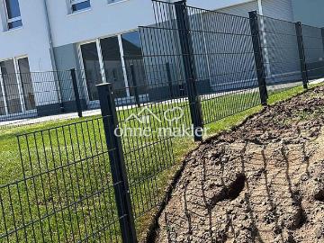 Exklusives Neubau Reihenmittelhaus KfW 40 QNG mit PV Anlage, Garten und moderner Einbauküche