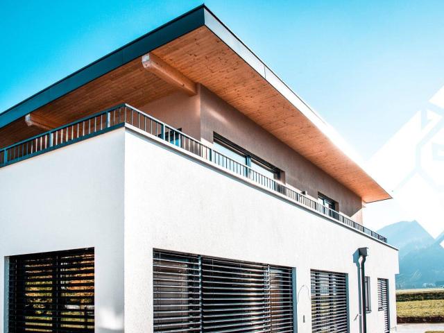 Exklusives, neuwertiges 4 Zimmer Penthouse mit großer Terrasse zu kaufen!