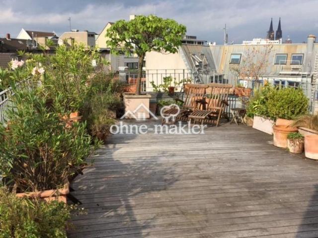 Exklusives Altbau Luxus Apartment mit Dachterrasse im Belgischen Viertel