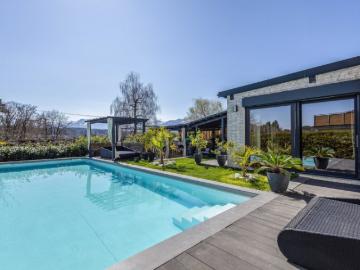 Villa zum Verkauf in 9220 - Schwimmbad