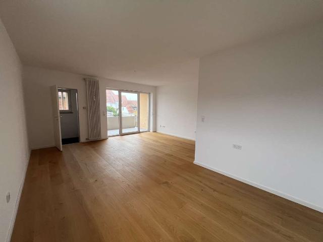 Exklusives Apartment mit Balkon & Uni Blick | Zentrale Lage in Straubing