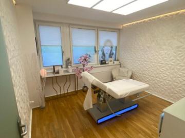 Office for sale in 9020 - Büroraum, Parkplatz