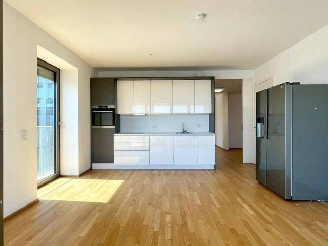 Exklusives, barrierefreies Wohnen mit Balkon und Einbauküche in der Nähe Alexanderplatz