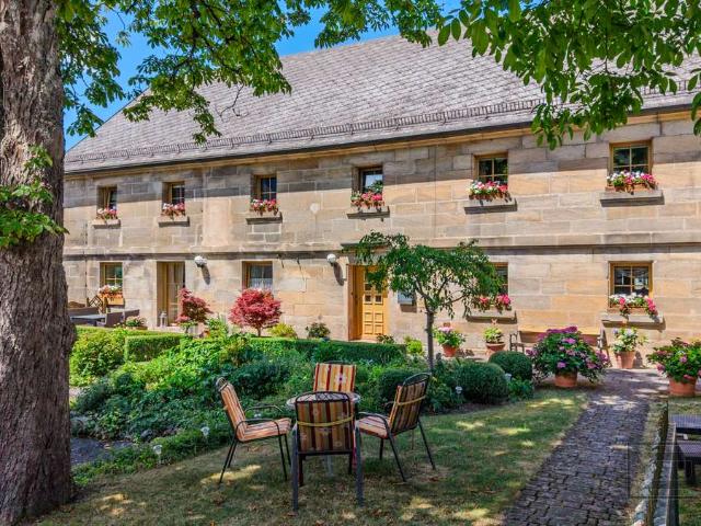 Exklusives Bauernhaus mit historischem Charme und hochwertiger Ausstattung in Creußen Schwürz!