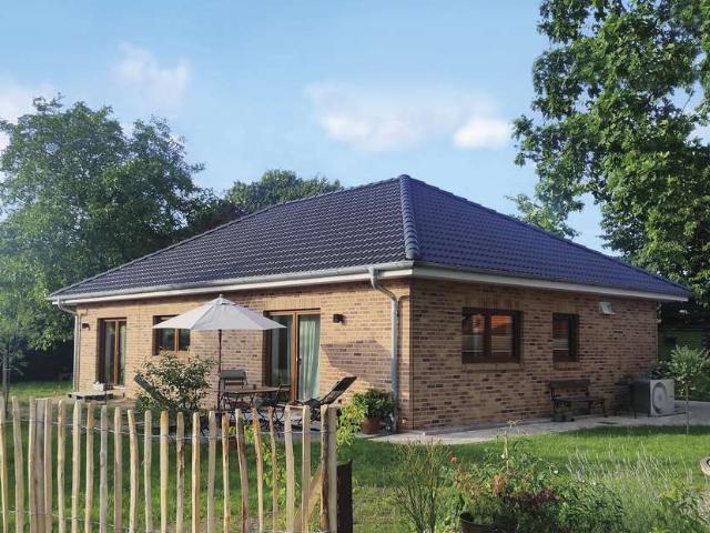 Exklusives Baugrundstück in Gnoien inklusive schlüsselfertigem Eigenheim