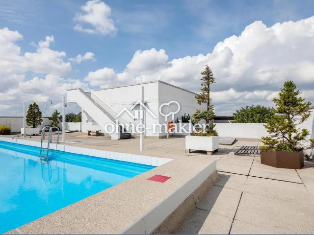 Exklusives City Apartment mit Dachpool über den Dächern Münchens