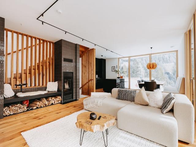 Exklusives Design Chalet – Wohnen auf höchstem Niveau in den Nockbergen