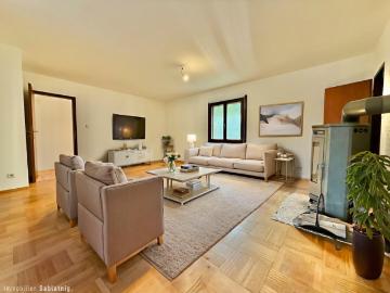 Exklusives einfamilienhaus in 1. Reihe am Pöttschinger See! Wohnen, wo andere Urlaub machen!